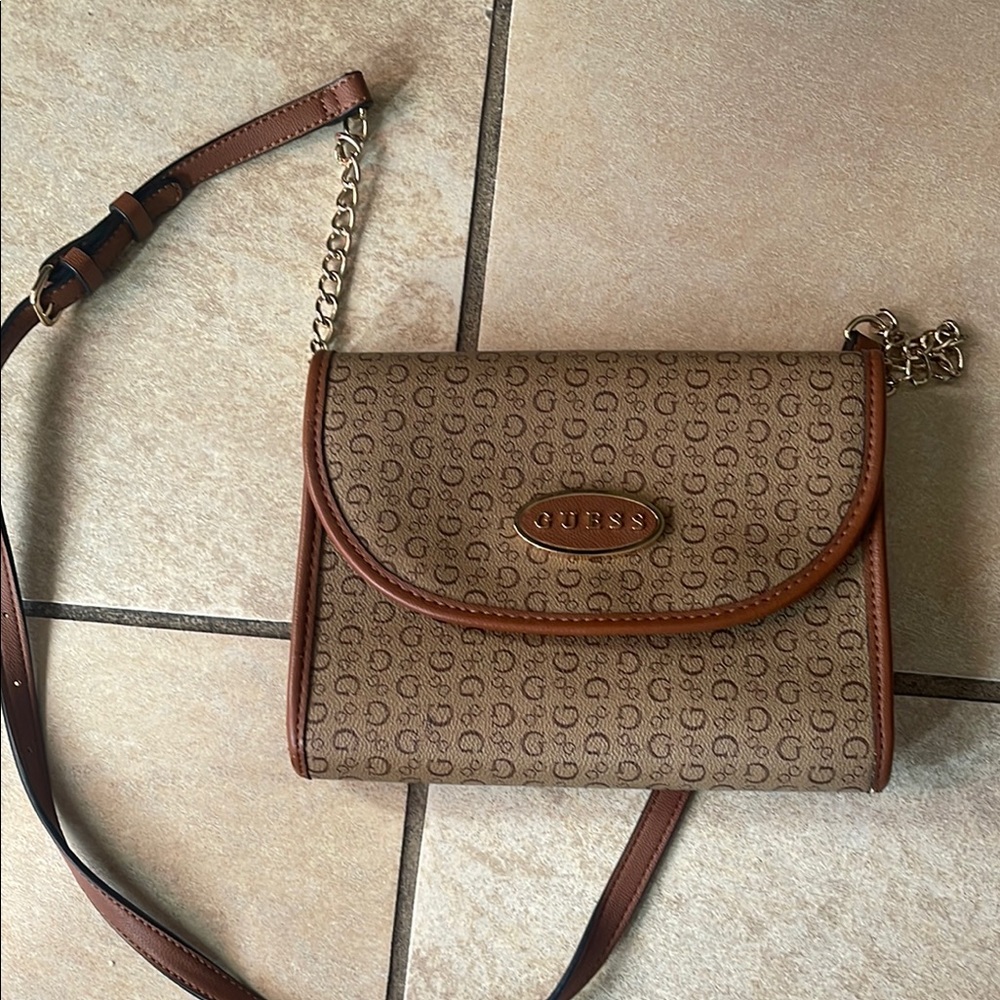 GUESS Brown Crossbody Bag (Good condition)